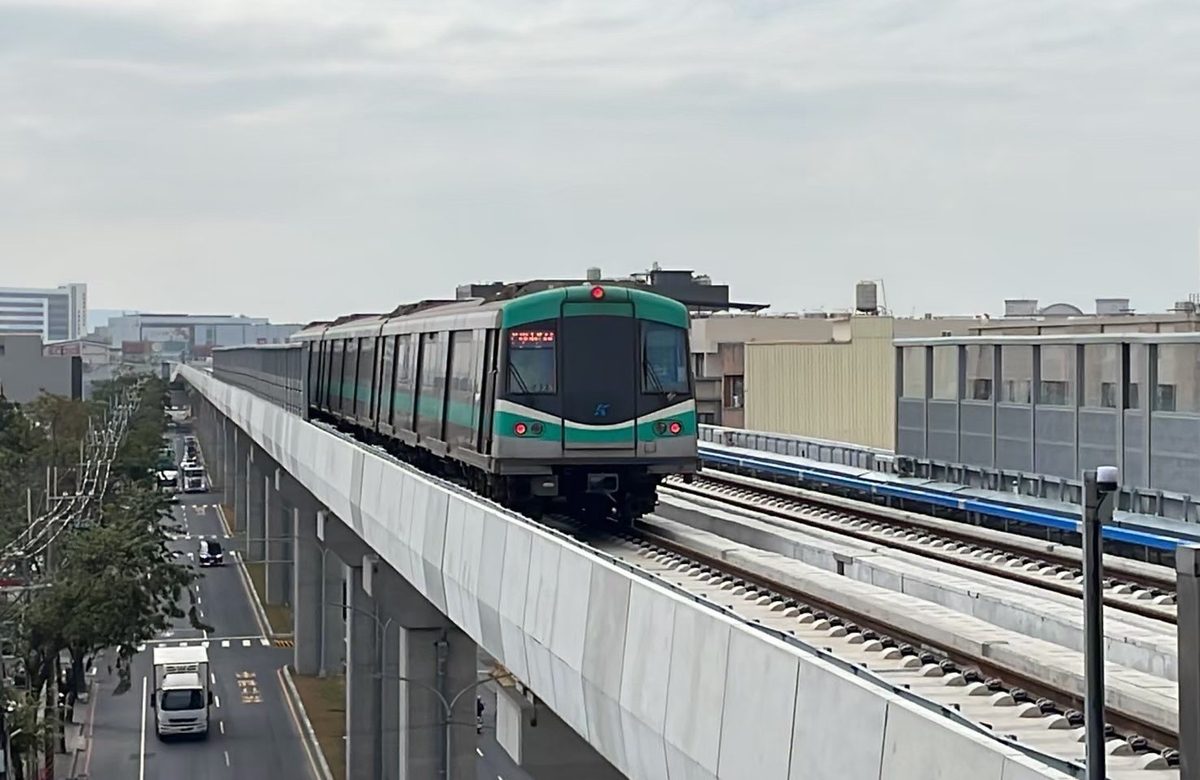 高捷紅線一階延伸獲交通部營運許可　岡山高醫站至岡山車站6月底試營運