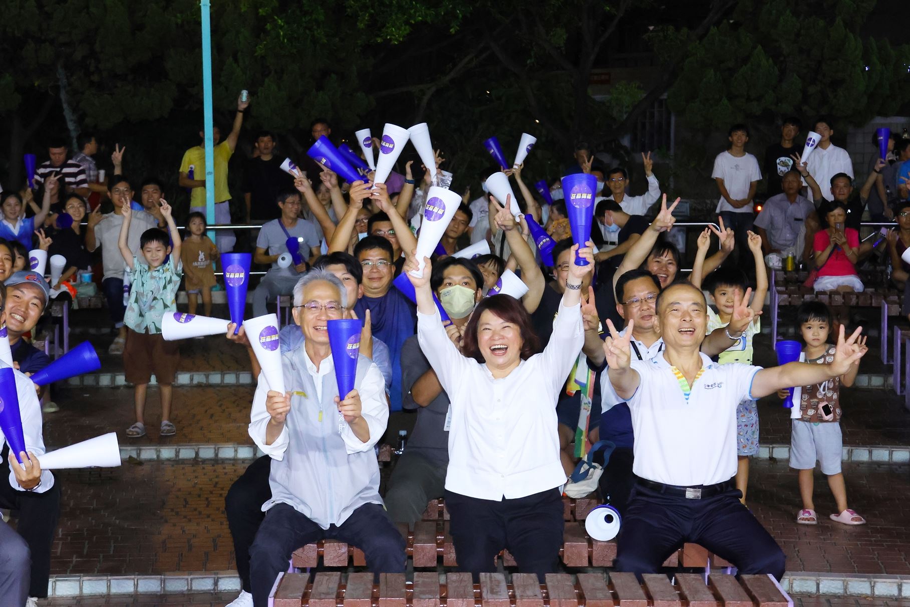 巴黎奧運嘉義市戶外轉播活動　黃敏惠市長現身助陣　見證麟洋配晉級