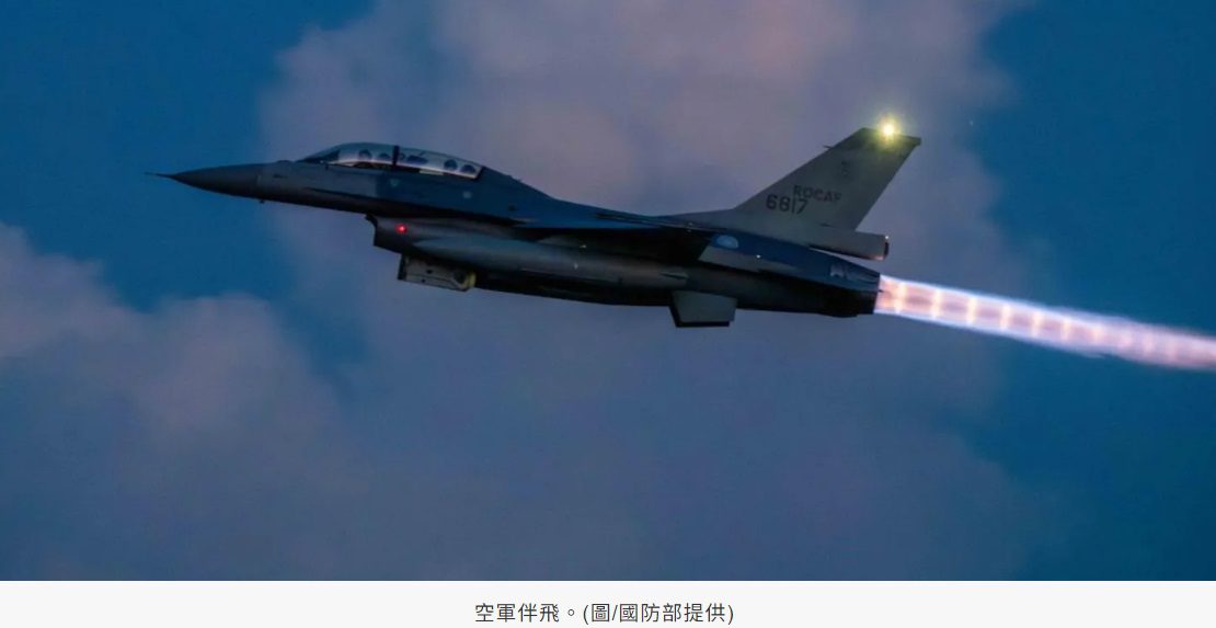 感謝奧運代表團為國征戰　f-16v戰機伴飛、施放熱焰彈迎接返國