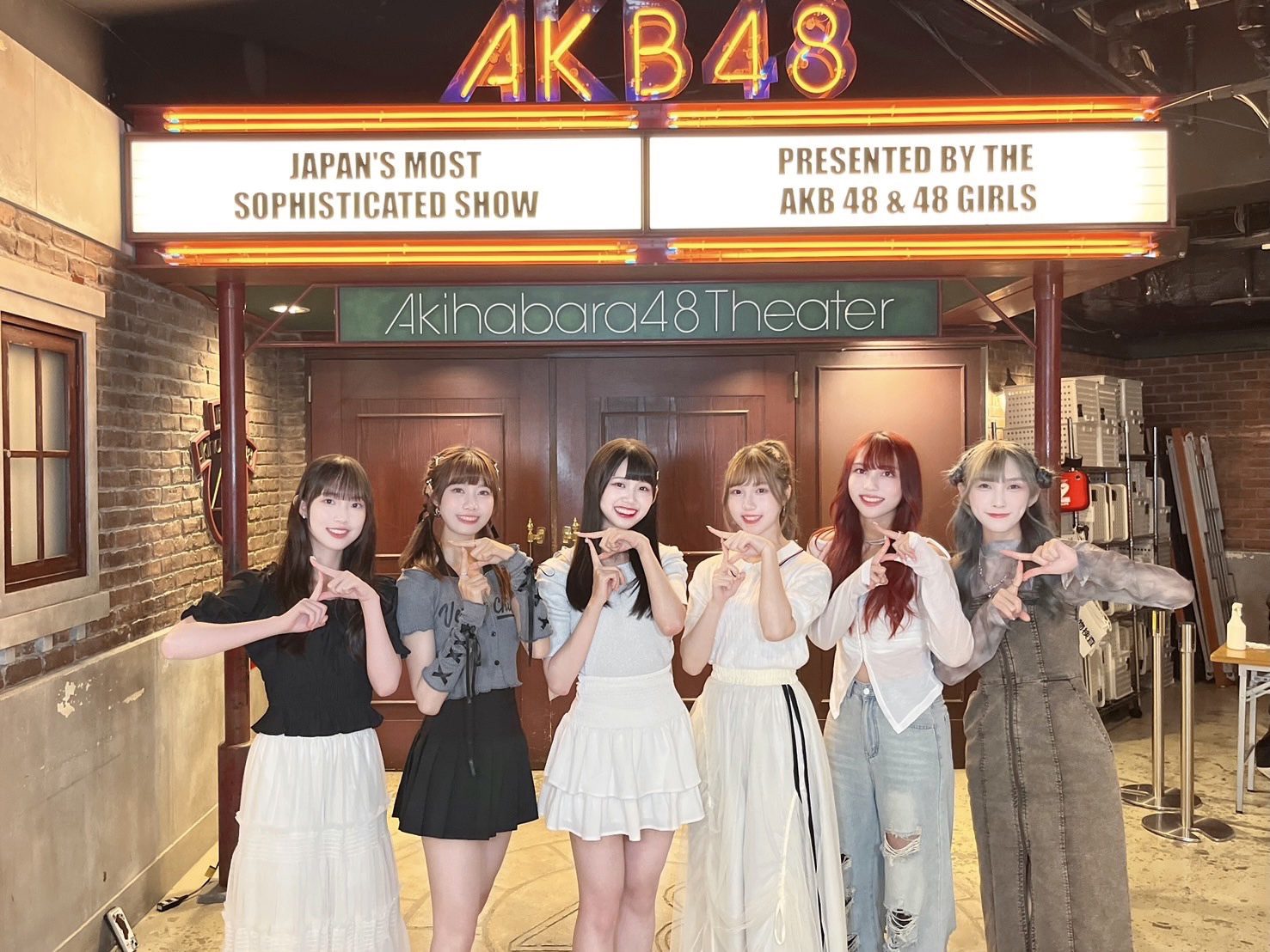 AKB48 Team TP趁母團聖所 日本劇場閉館前到此一遊