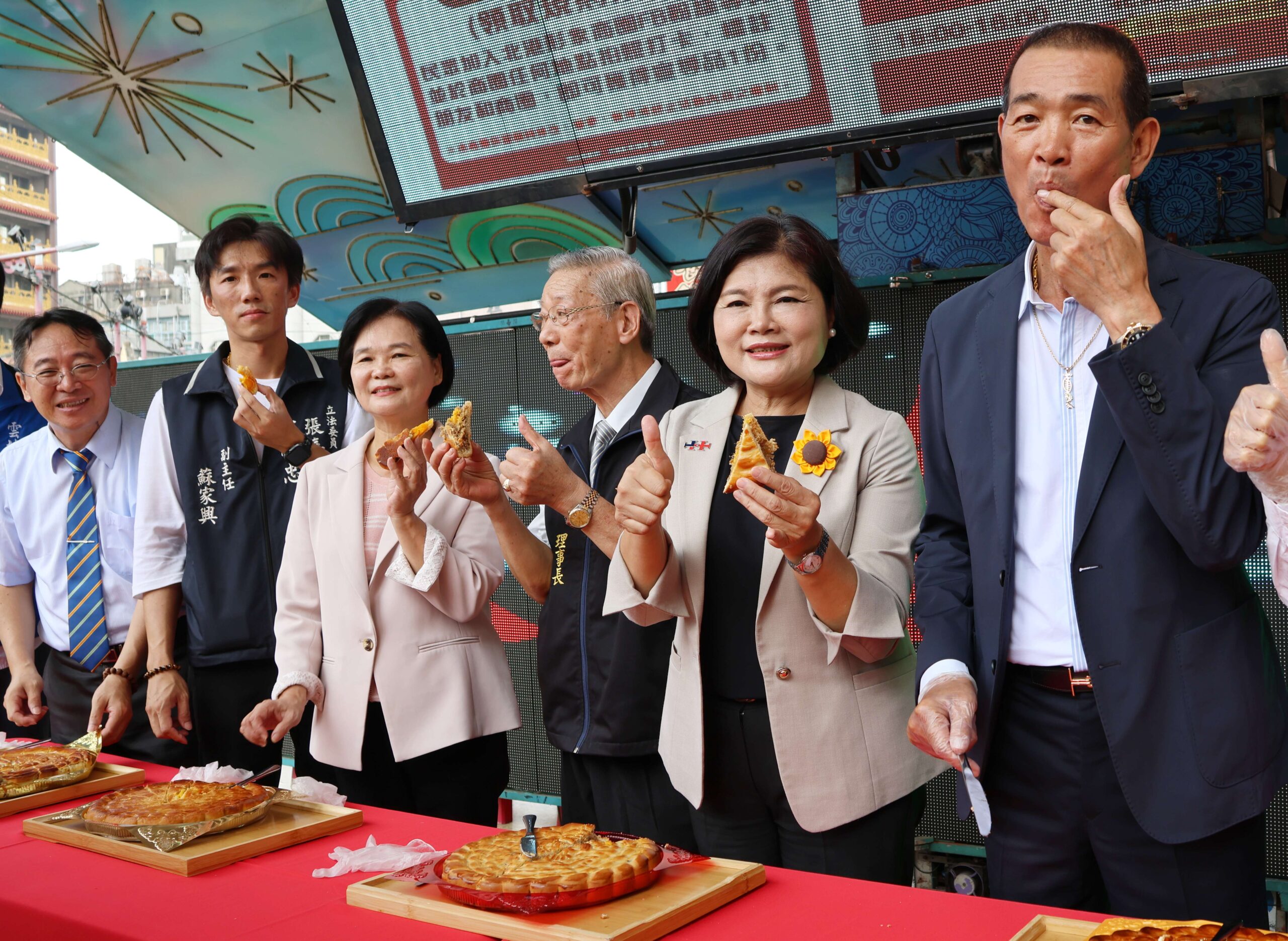 北港糕餅麻油節熱鬧登場　2000份麻油雞免費品嘗