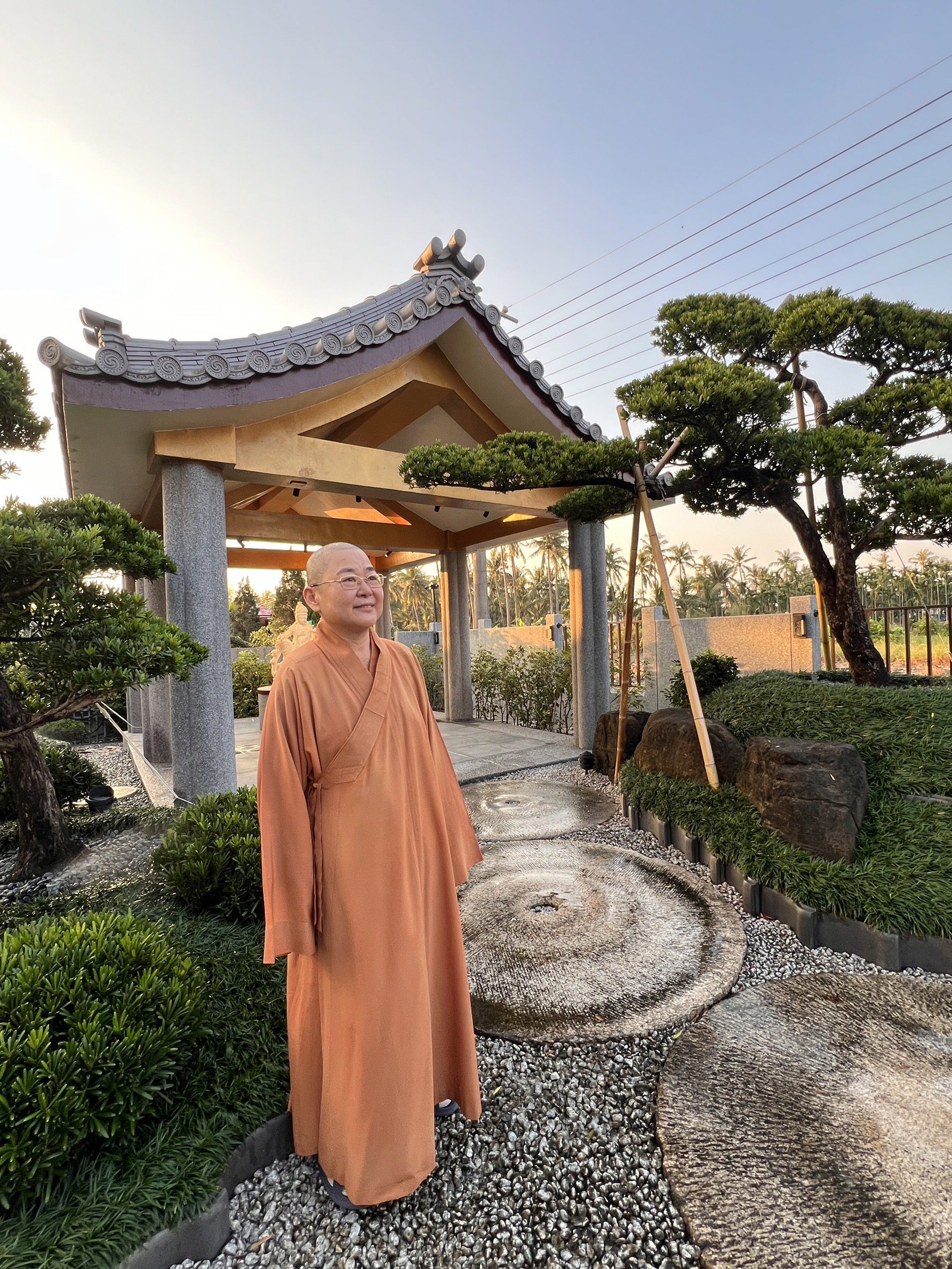 若禾蓮寺~屏東長治鄉一處靜謐之地-猶如一朵八瓣青蓮讓人在此安頓身心覺照慧命