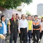 有一個小書桌像擁有一個小天地　 扶輪公益網捐家具及家電　支持新北安置兒