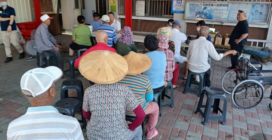佳里榮家舉辦偏鄉外展服務-推廣健康促進與入住宣導