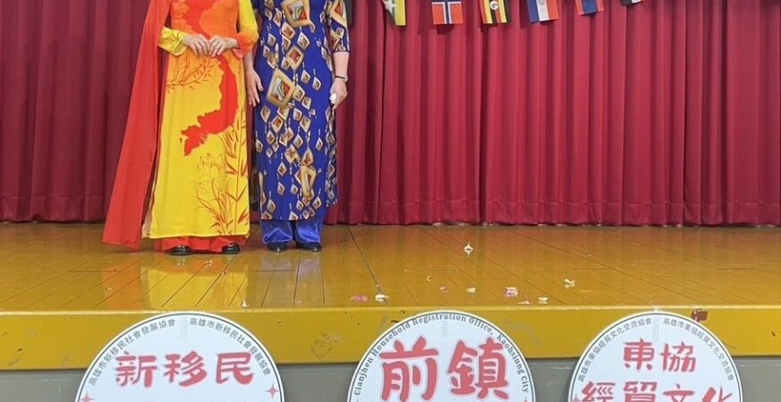 前鎮戶政攜手新住民舉辦母親節活動　「漂亮媽咪，love-you」感動登場
