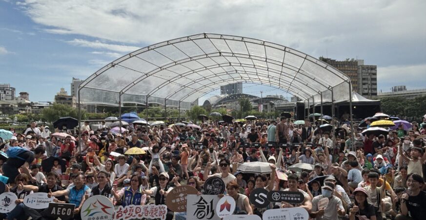 兩日限定！帝國糖廠華麗變身奇幻馬戲舞台　台中夏日馬戲節首日數萬人同歡