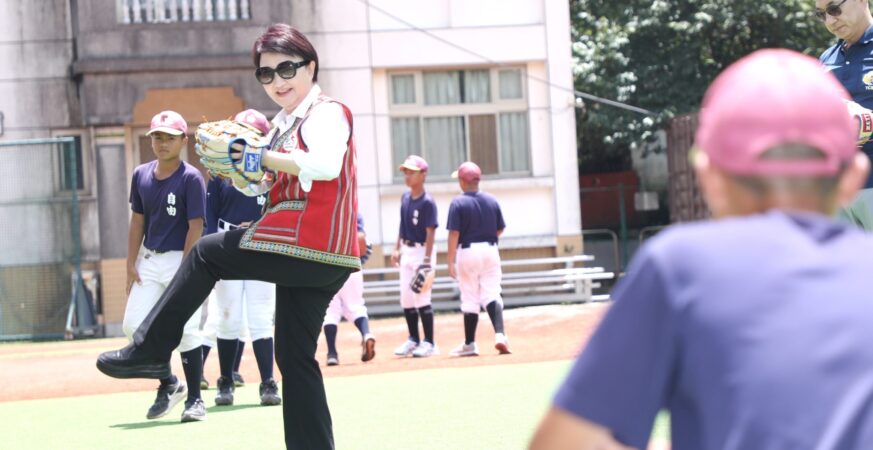 自由國小征戰美國少棒錦標賽　盧市長親致贈旅費並加碼10萬「加菜金」助圓夢