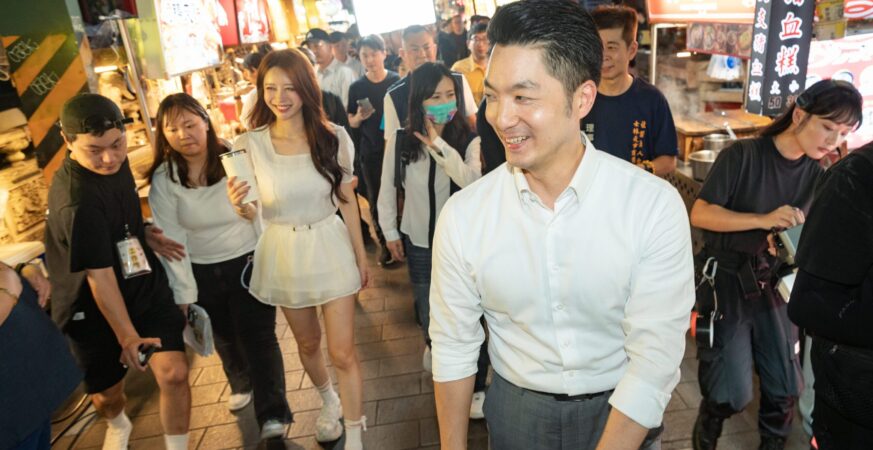 李雅英跟著蔣萬安吃遍士林夜市　打牙祭美食清單曝光