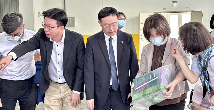 審加熱菸延宕立委重批國健署怠惰　卓揆表態將加速審議相關法規