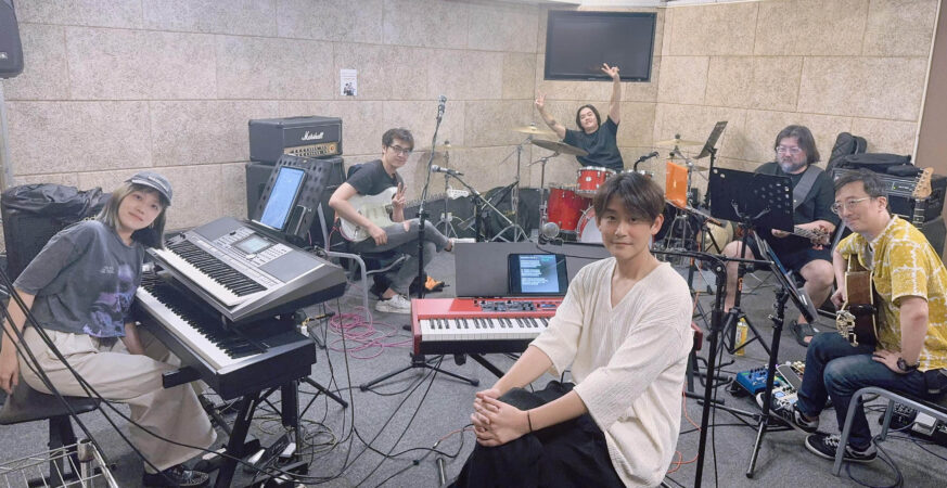 陳乃榮舉辦個人演唱會 老婆琳恩煲湯幫補精氣神
