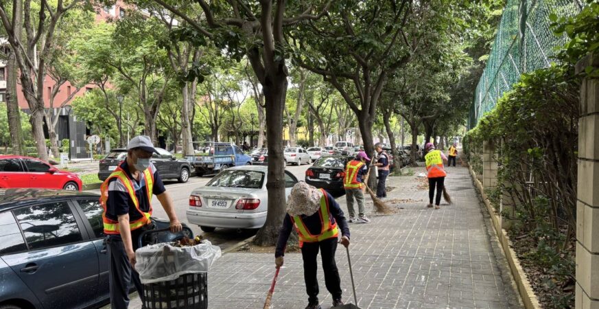 丹娜絲颱風影響漸歇　中市各區公所與志工總動員加速家園復原