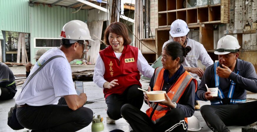 黃敏惠感謝各縣市災後全力支援　陳其邁赴嘉義市為工程人員加油打氣