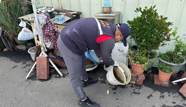 拒絕登革熱 ! 　中市環保局呼籲市民把握雨後黃金48小時清除積水容器