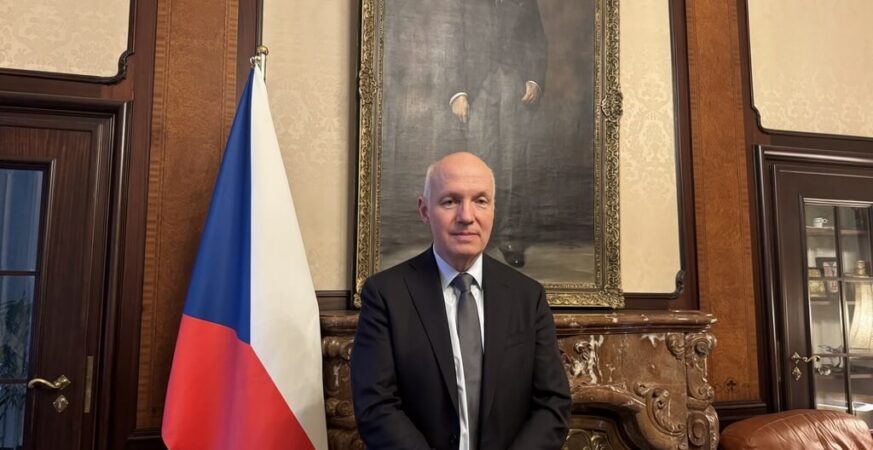 捷克愛國費雪：捷應派兵格陵蘭 嚇阻俄中艦艇威脅