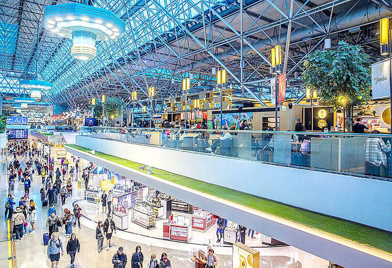 《台北時報》 民航局歡呼航空復甦