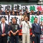 瑞恩·普里斯（瑞恩·普里斯飾）在寒冷的天氣中贏得了鮑曼·格雷（鮑曼·格雷飾）餐廳衝突中的廚師晚餐獎