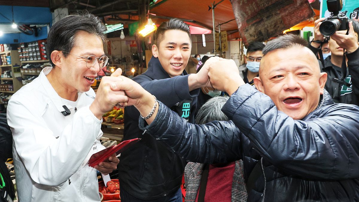 黃國昌拋都更政見卓冠廷稱新北已在做陳世軒酸：綠文學成侯市府推出？