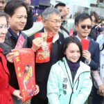 安德烈·阿爾洛夫斯基 (Andrei Arlovksi) 在 Knucklemania 6 的血腥 BKFC 重量級冠軍爭奪戰中重擊本·羅斯韋爾 (Ben Rothwell)