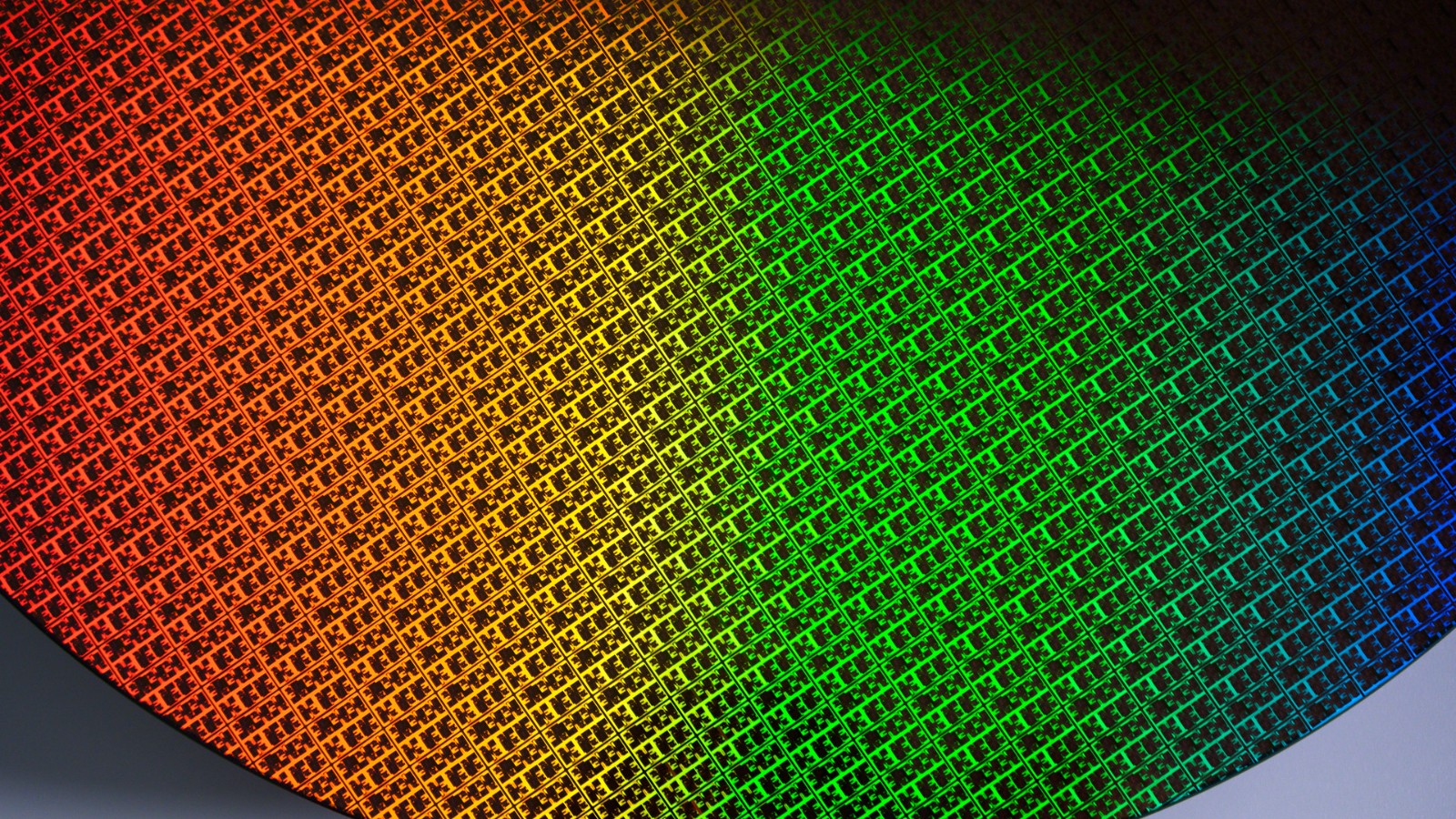 傳Intel Nova Lake bLLC版晶圓面積比標準版大了36%