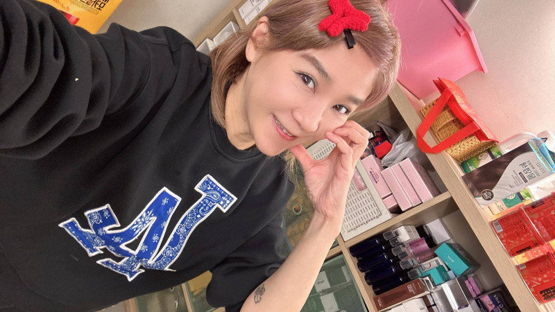 才爆不能去袁惟仁告別式陸元琪初二洩孤單心聲：心空的