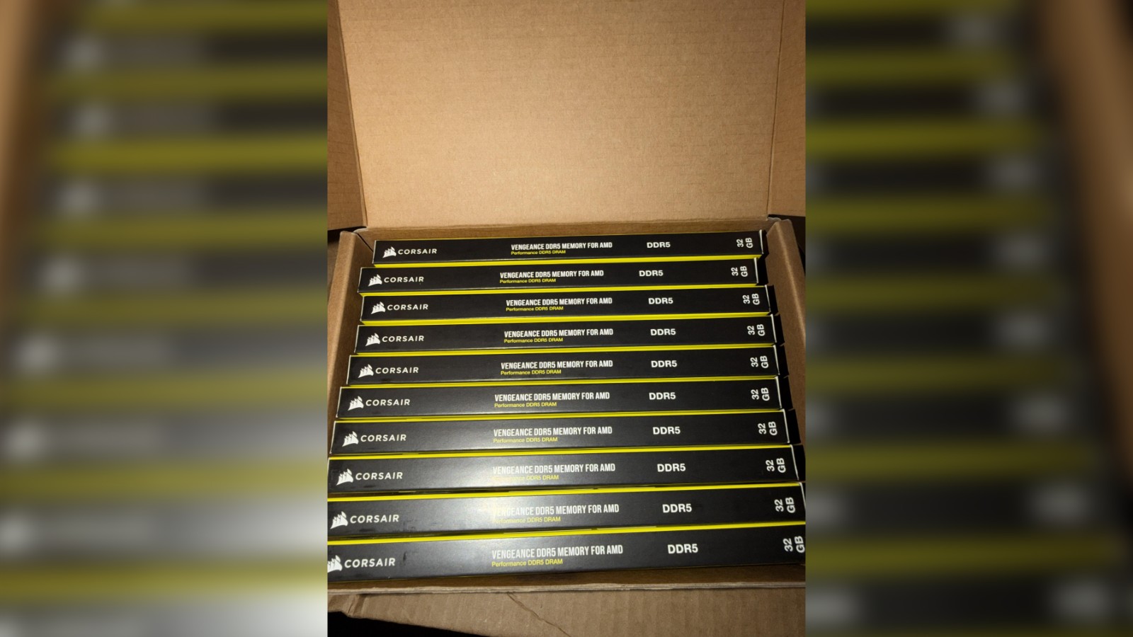 亞馬遜又烏龍大放異彩！網友訂購「一盒」32GB RAM卻收到一整箱而且不用退還