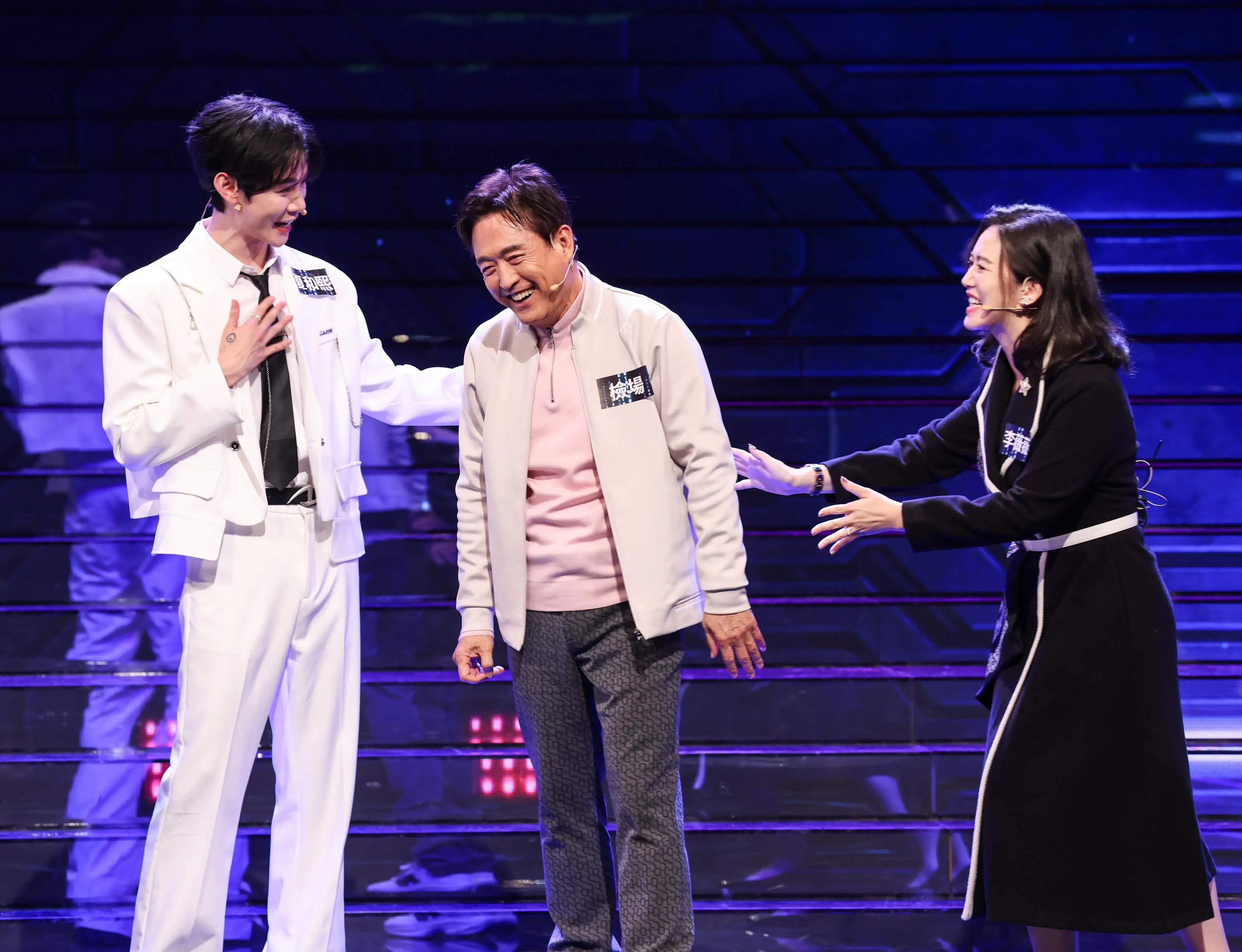 檢場侃侃而談卻首輪被淘汰笑料百出-夏和熙被尾牙雞頭題淘汰大傻眼