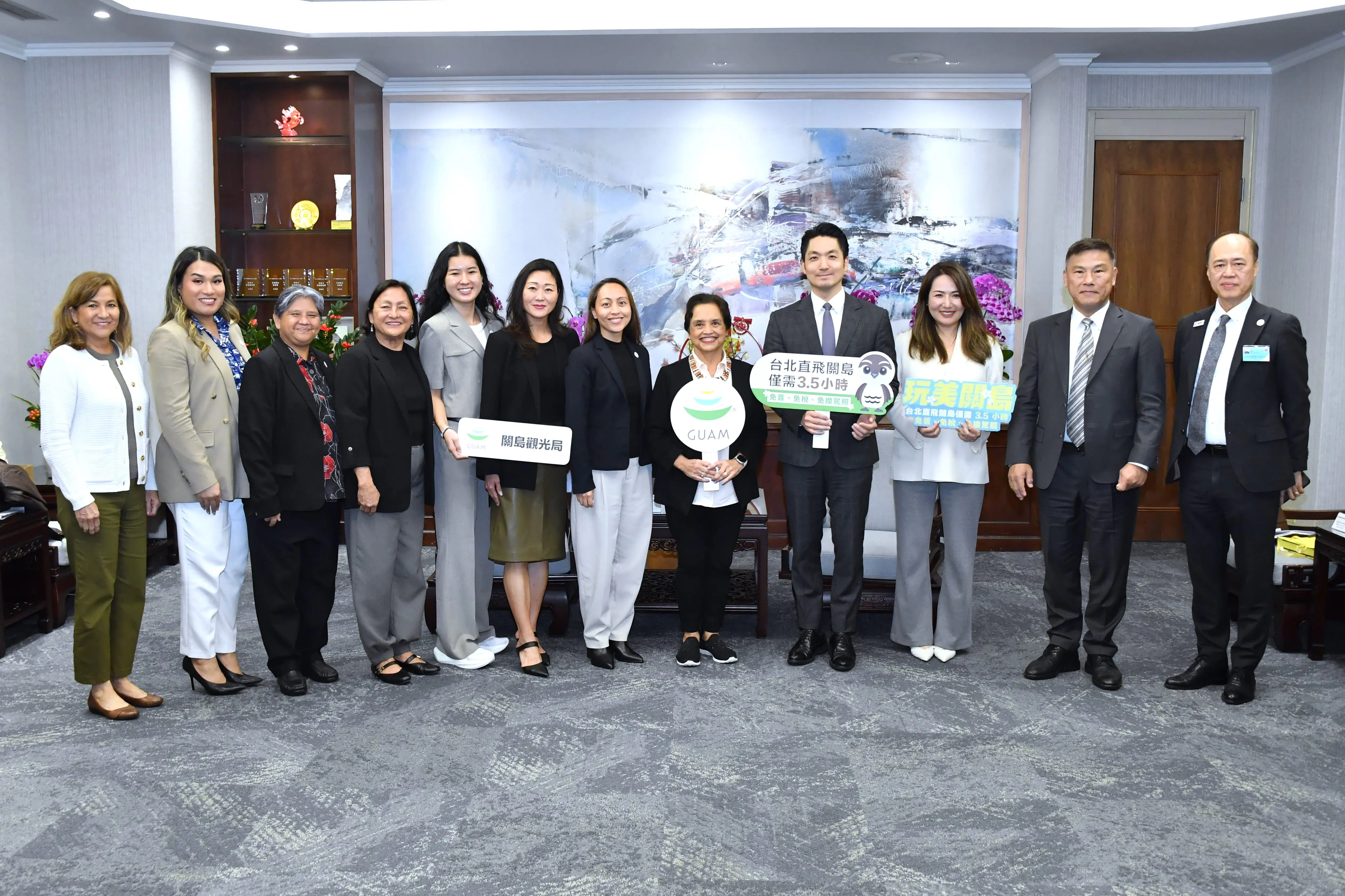 蔣萬安會關島總督　笑稱姊妹市情誼「比自己年紀還長」