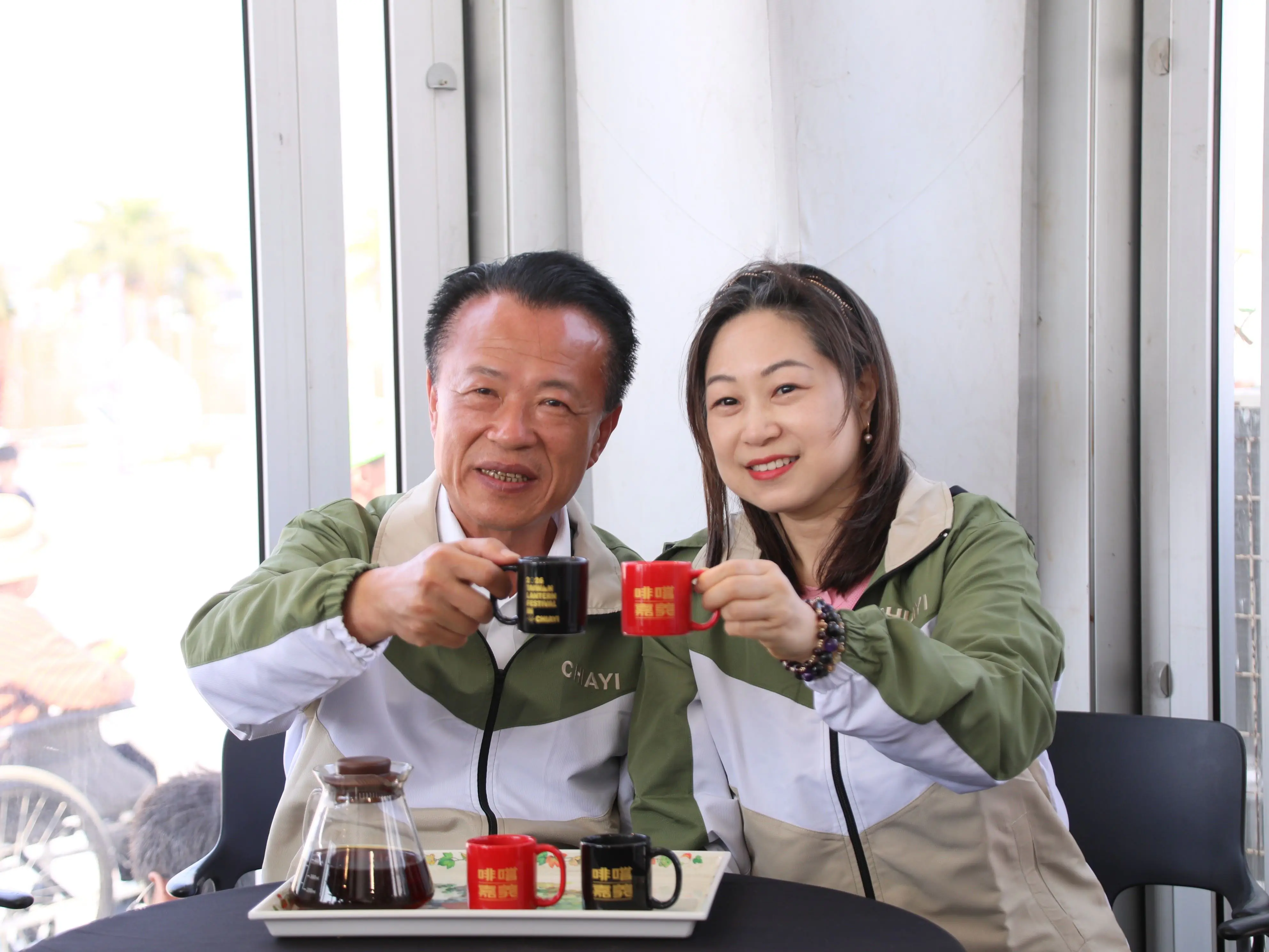 白色情人節浪漫加碼 2026台灣燈會「啡嚐嘉義館」送阿里山百合花束