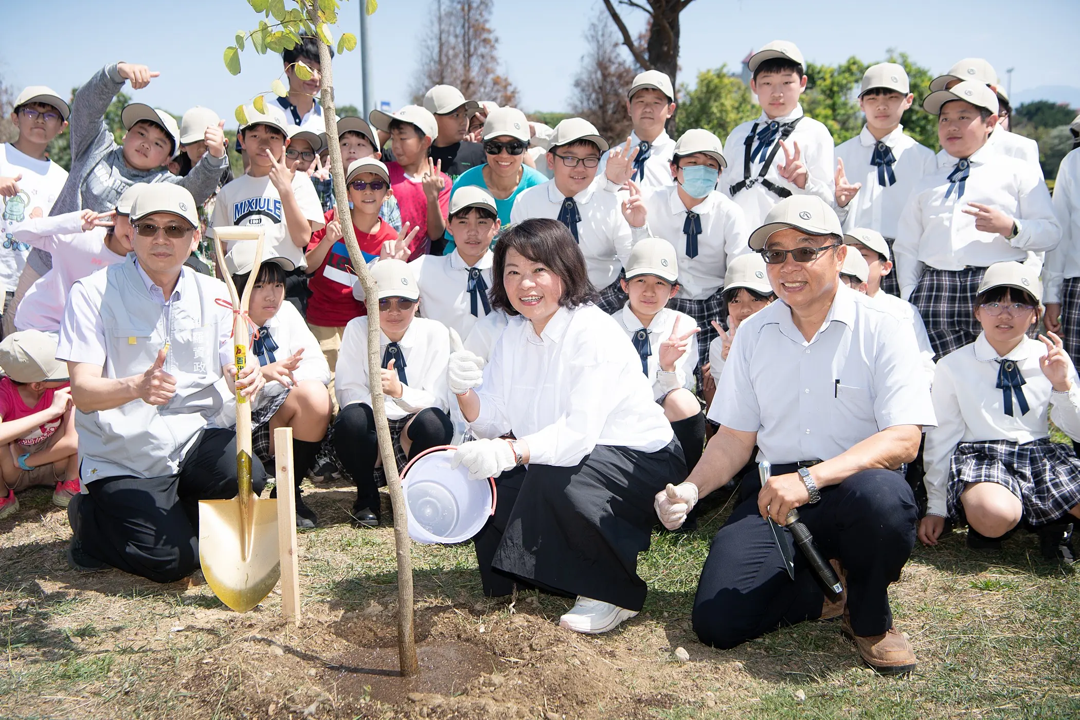 「種下的不只是樹，是城市的未來」-黃敏惠北香湖公園領軍植樹　實踐新永續