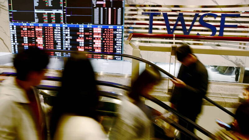 台股市值全球排行曝光！不只台灣散戶狂美國也創紀錄砸錢進場